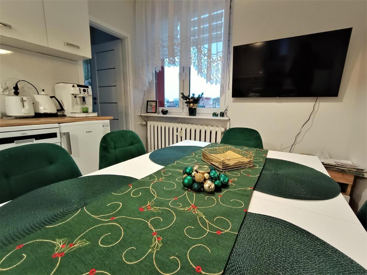 Szmaragdowy Apartament Przy Ulicy Opolskiej Tarnowskie Góry Exterior foto