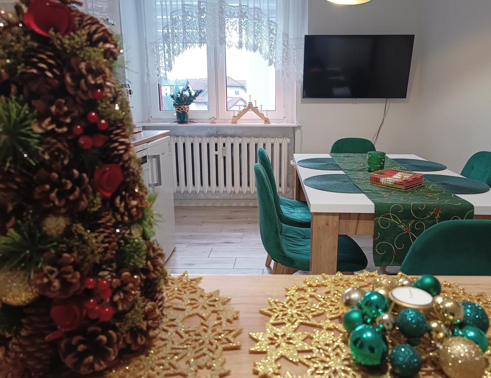 Szmaragdowy Apartament Przy Ulicy Opolskiej Tarnowskie Góry Exterior foto